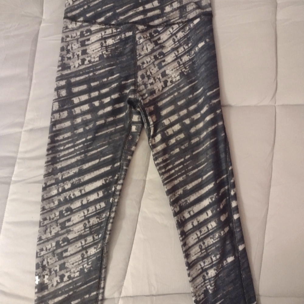 Women's Under Armour Heat Gear Compression Leggings Size Small